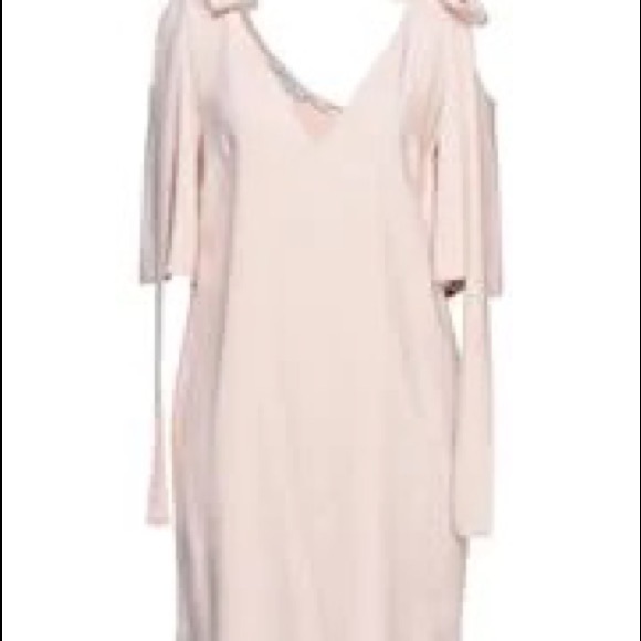 flattering dress by Stella McCartney - Picture 3 of 4